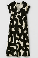 Chic Women'S V-Neck Maxi Dress With An Elegant Silhouette